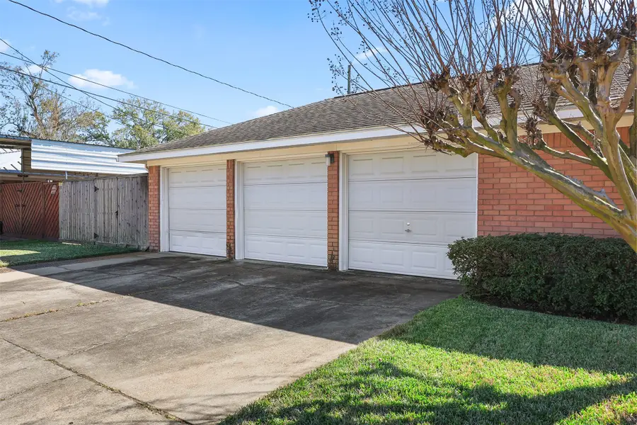 1807 Marlock Lane, Pasadena, TX 77502 - Image #2