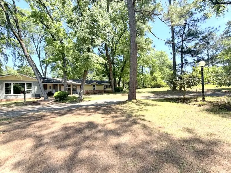 405 N Grace Street, Crockett, TX 75835 - #2