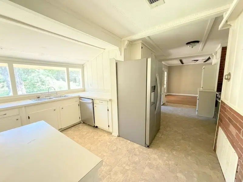 405 N Grace Street, Crockett, TX 75835 - #3