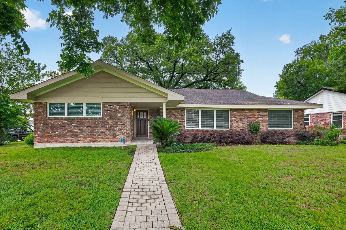 4501 Waycross Drive, Houston, TX 77035 - #1