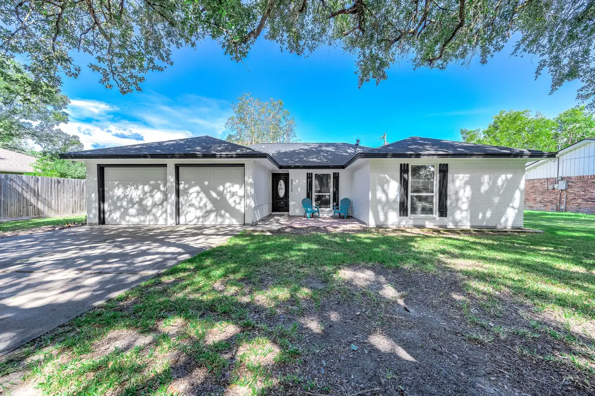 3713 Wilshire Drive, Alvin, TX 77511 - #1
