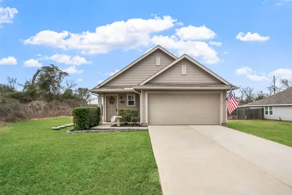 26431 Pin Oak Drive, Hempstead, TX 77445