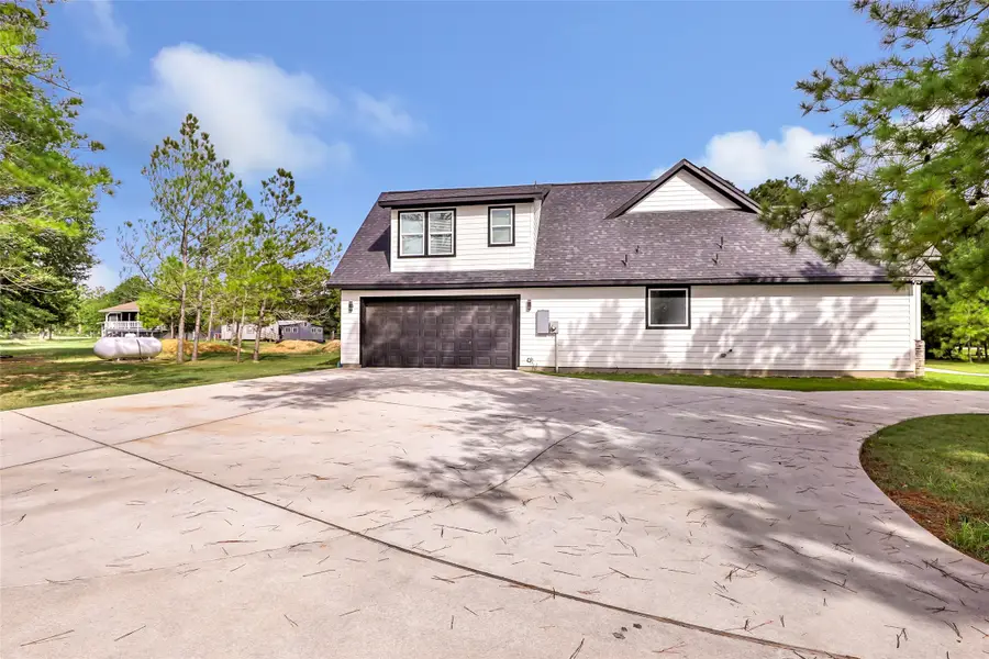 4330 Holstein Drive, Cleveland, TX 77328 - Image #3