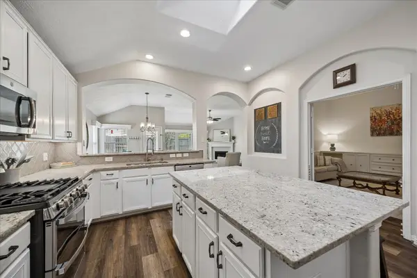 9023 Carriage Point Drive, Sugar Land, TX 77479