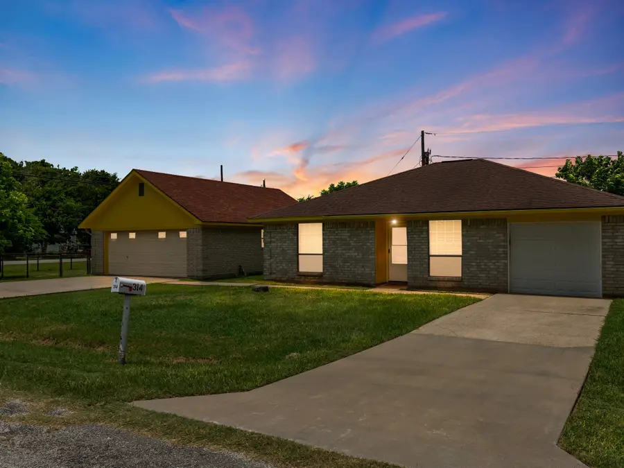 314 Rorem Avenue, Palacios, TX 77465 - #2