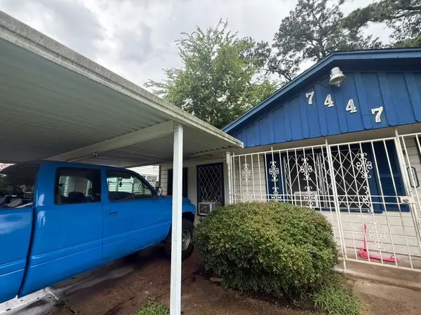 7447 Langley Road, Houston, TX 77016