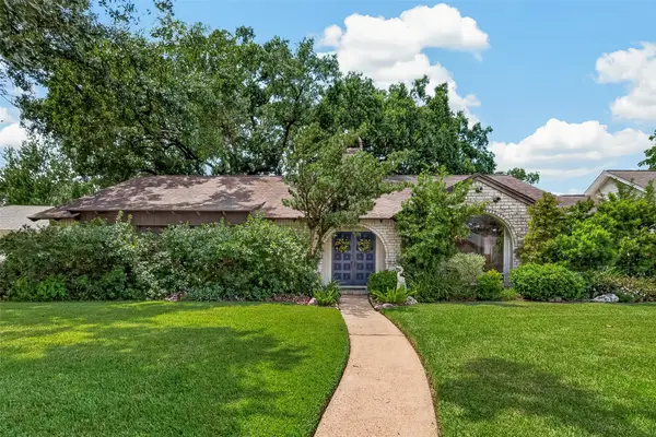 2623 Pomeran Drive, Houston, TX 77080