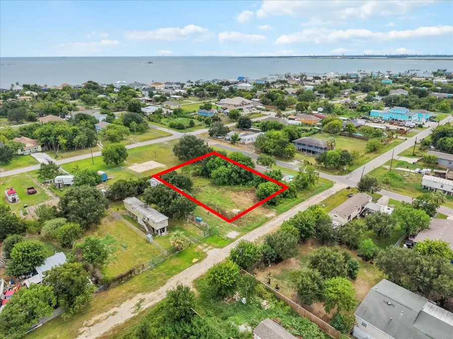 1047 10th Street, Dickinson, TX 77539 - #3
