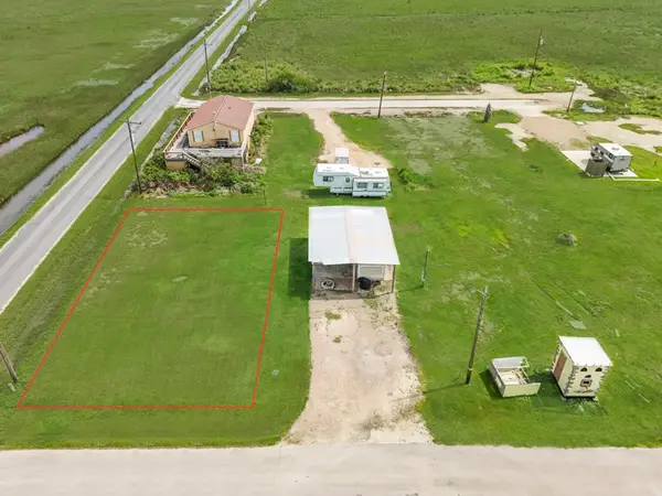 4128 Bush Road, Port Bolivar, TX 77650