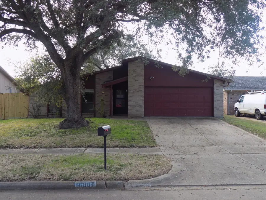 16807 Clan Macintosh Drive, Houston, TX 77084 - Image #2