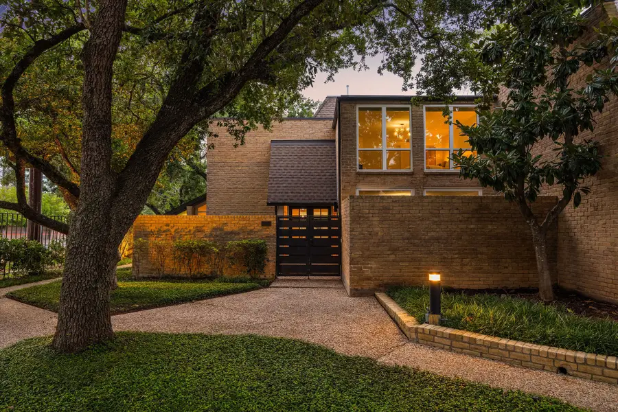 15573 Memorial Drive, Houston, TX 77079 - #2