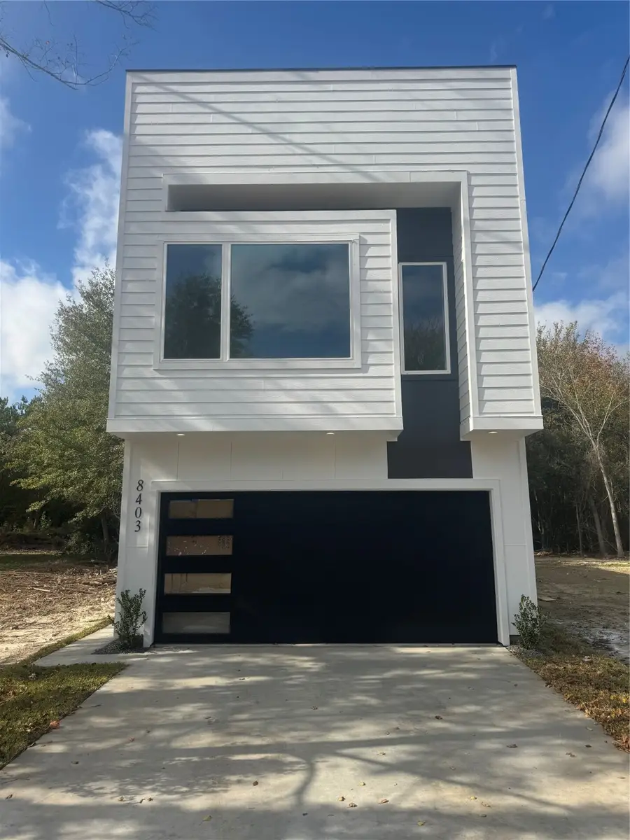 8403 Sunnyhill Street, Houston, TX 77088 - Image #2