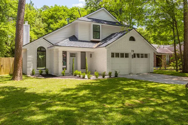 79 N Pathfinders Circle, The Woodlands, TX 77381