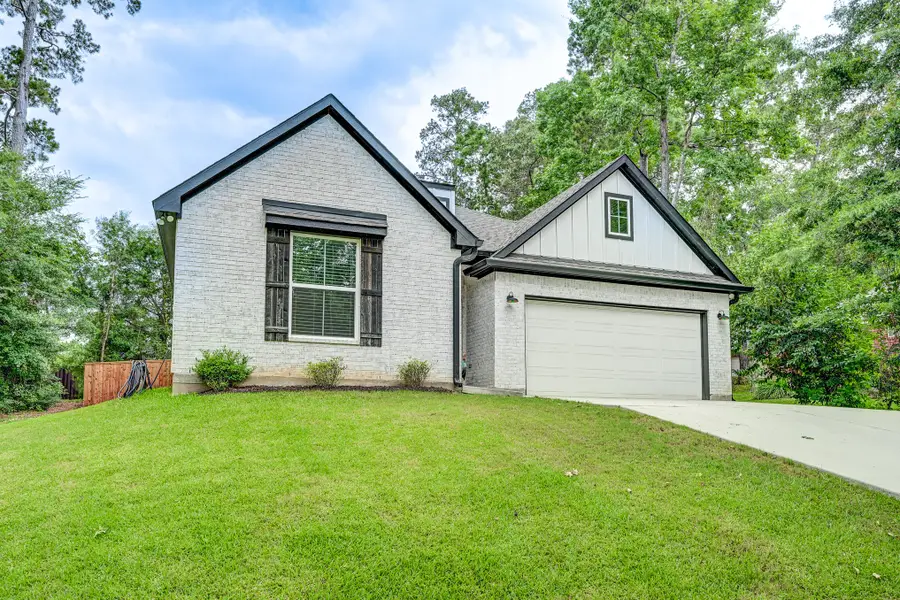 161 Springs Edge Drive, Conroe, TX 77356 - #2