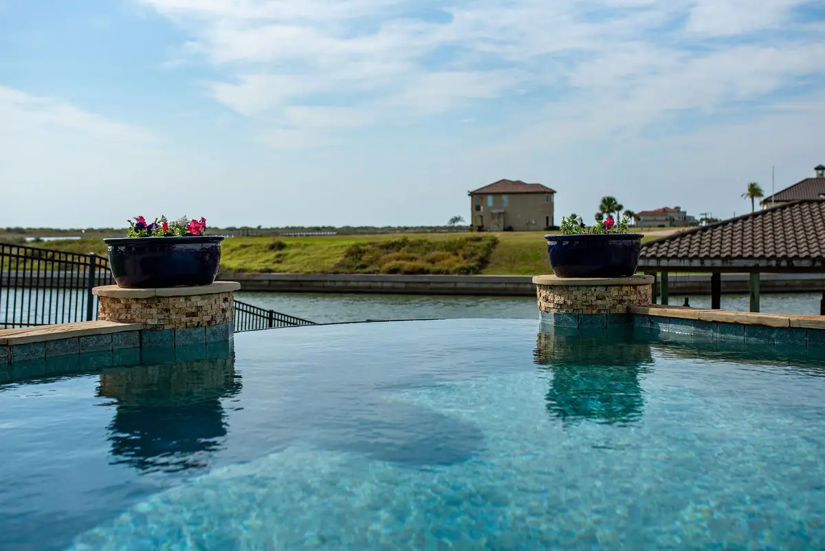 230 Chateau Way, Port O Connor, TX 77982 - Image #1