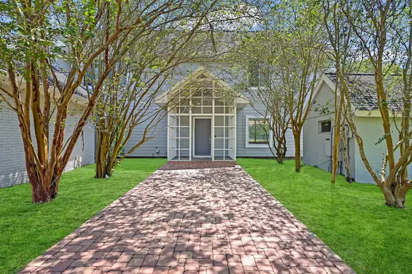 1412 Hollier Road, Friendswood, TX 77546