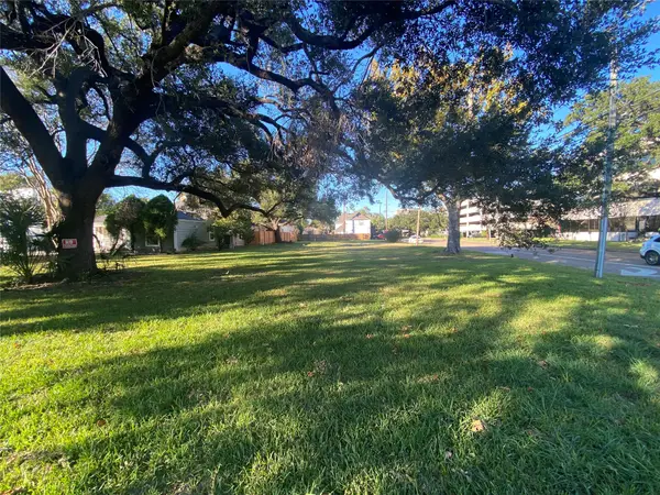 4800 Bellaire Boulevard, Bellaire, TX 77401
