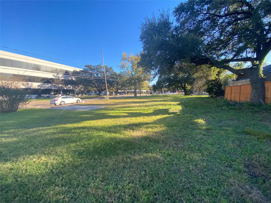 4800 Bellaire Boulevard, Bellaire, TX 77401 - #2
