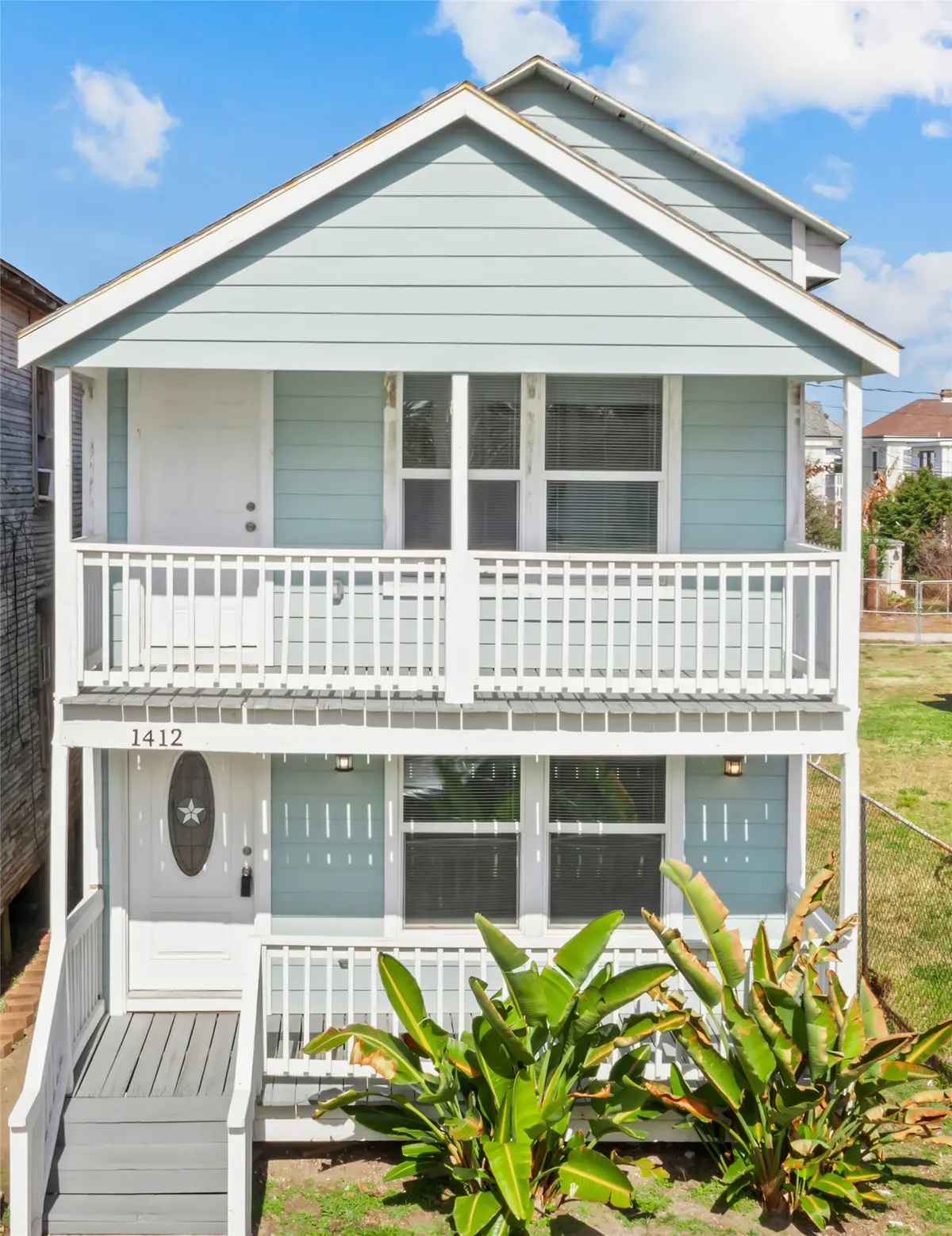 1412 Avenue M 1/2, Galveston, TX 77550 - Image #1