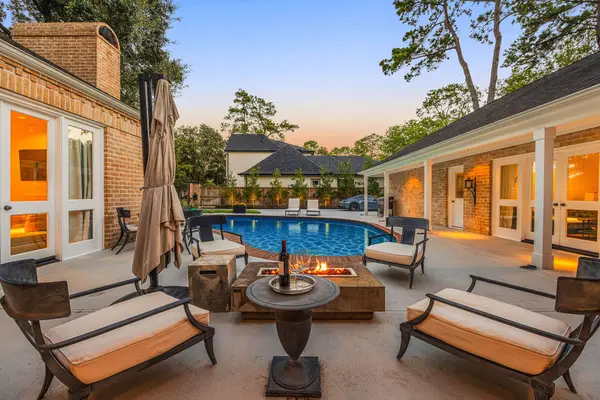 323 Vanderpool Lane, Houston, TX 77024