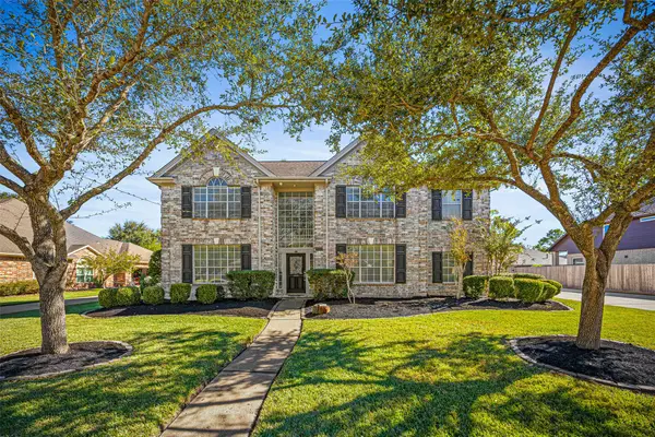 1305 Buttonwood Drive, Friendswood, TX 77546