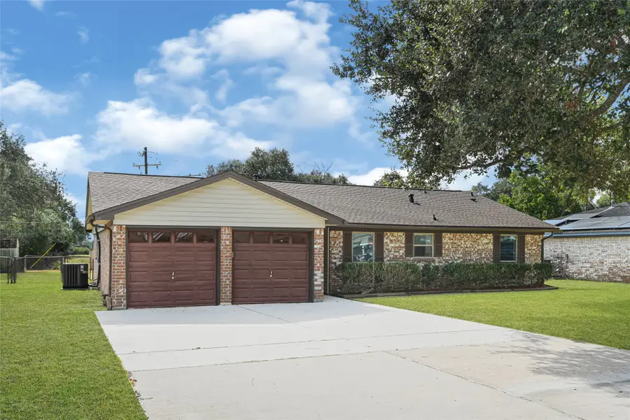 371 Windsor Square, Alvin, TX 77511 - #2