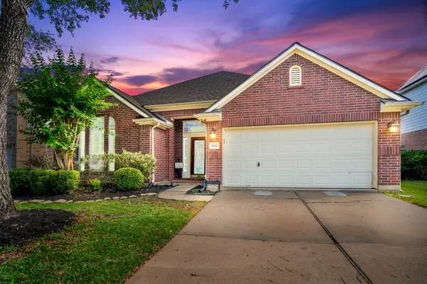 9114 Carriage Point Drive, Sugar Land, TX 77479