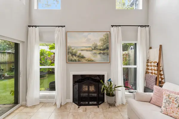 735 Worthshire Street, Houston, TX 77008