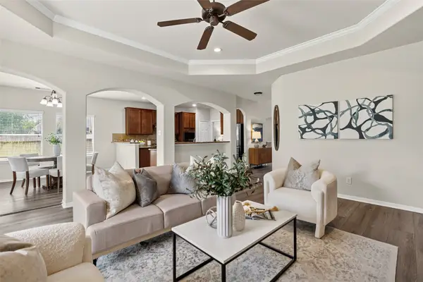 1231 Abigail Lane, Friendswood, TX 77546
