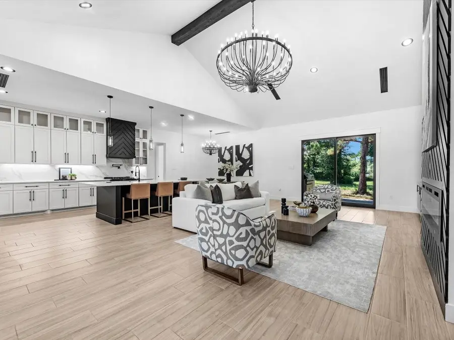 25 Private Road 6612, Dayton, TX 77535 - #3