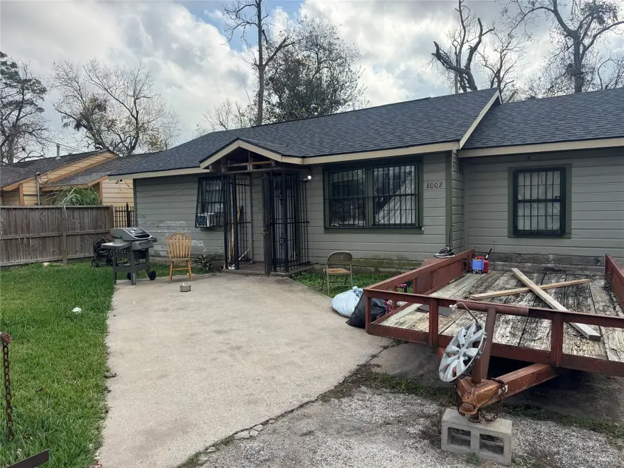 8002 Crestview Drive, Houston, TX 77028 - Image #2