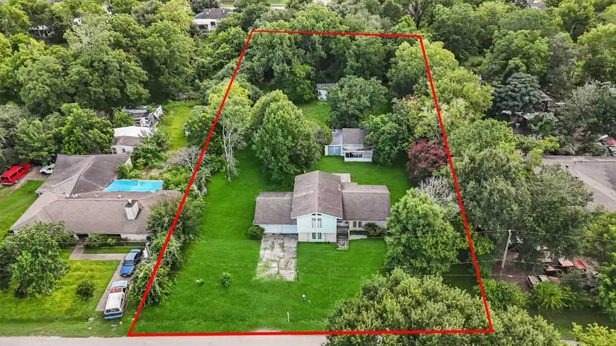 13922 Ambrose Street, Houston, TX 77045 - Image #2