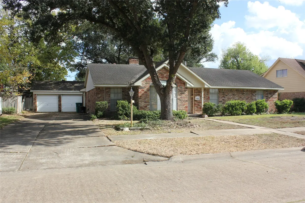 2215 Peach Lane, Pasadena, TX 77502 - Image #1