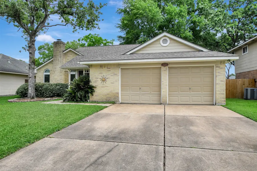 15642 Meadow Village Drive, Houston, TX 77095 - #2