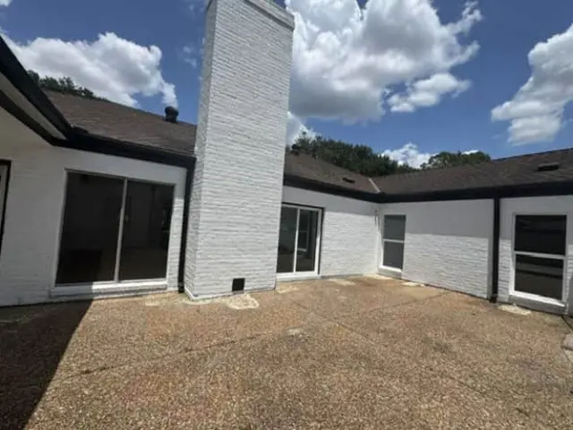 10031 Inwood Drive, Houston, TX 77042 - #2