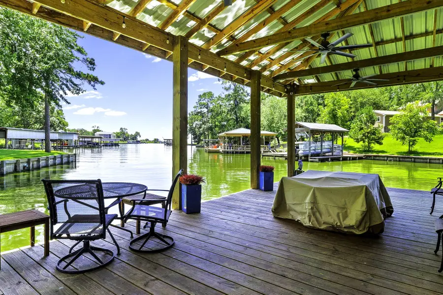 305 Lakeshore Dr, Onalaska, TX 77360 - #3