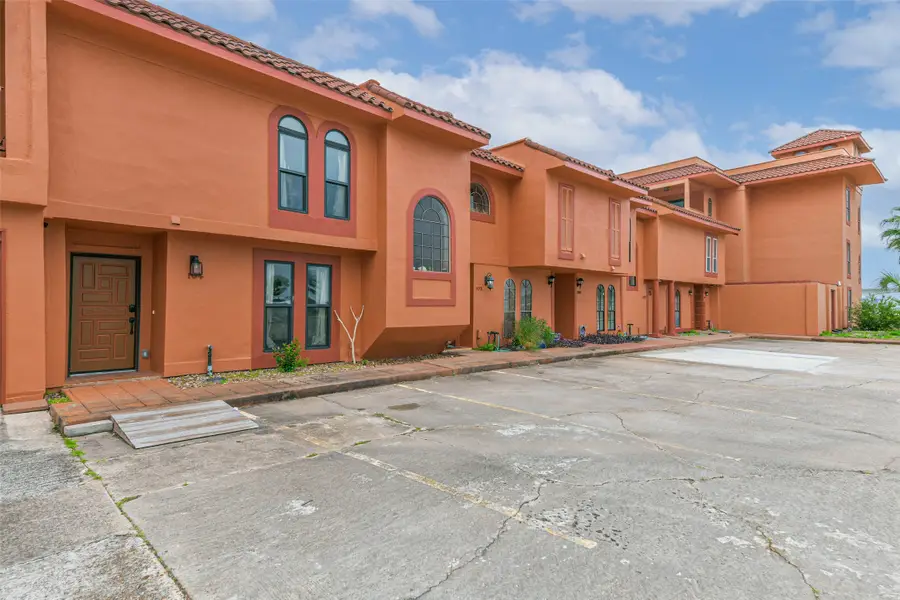 411 Sailfish Street #104, Freeport, TX 77541 - #2