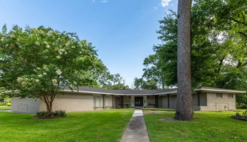 5990 N Circuit Drive, Beaumont, TX 77706 - Image #1