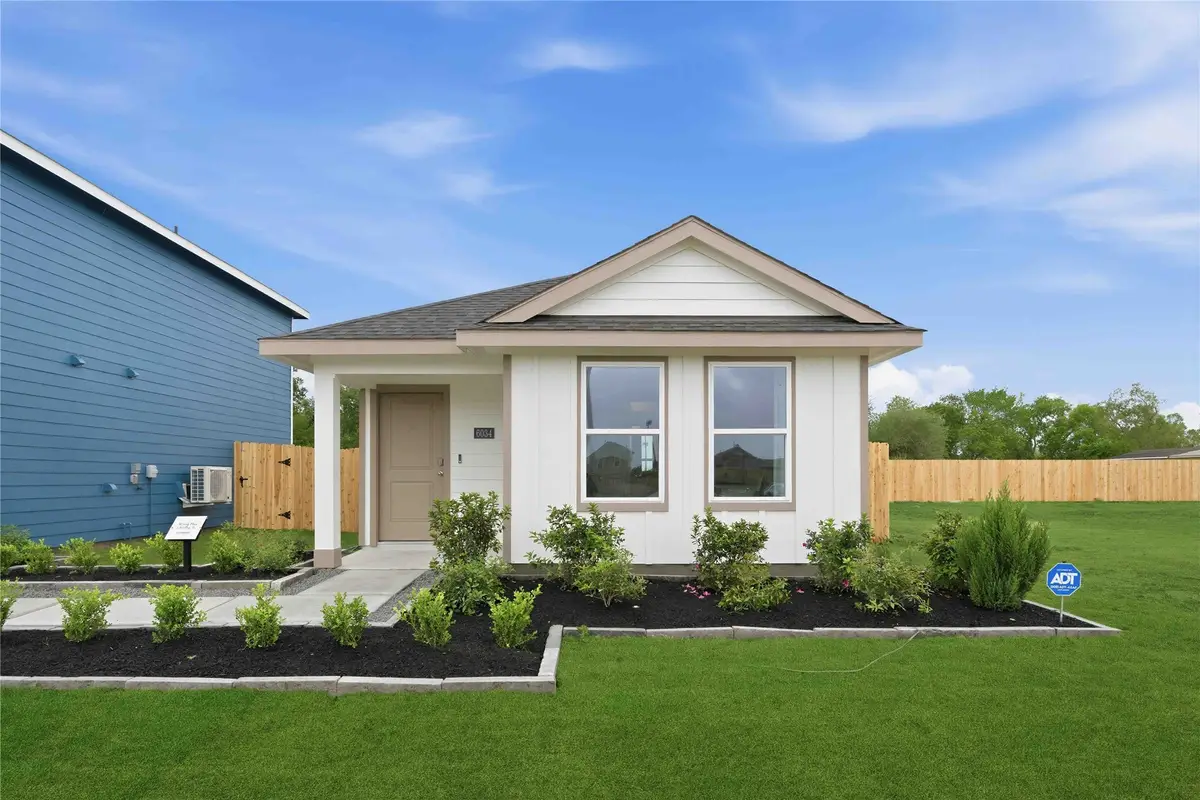 6013 Pineapple Street, Houston, TX 77048 - #1
