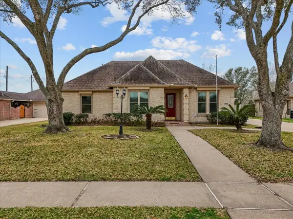 4222 Dover Avenue, Santa Fe, TX 77510