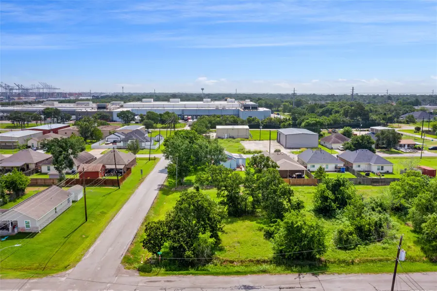 0 N 2nd Street, La Porte, TX 77571 - #2