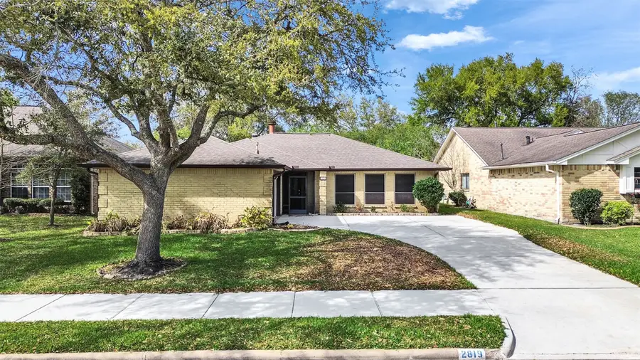 2819 Poplar Creek Lane, Pearland, TX 77584 - #2