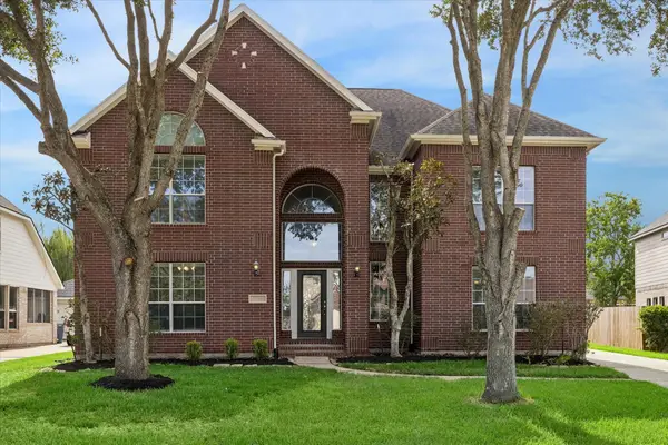 2181 Brittany Colony Drive, League City, TX 77573