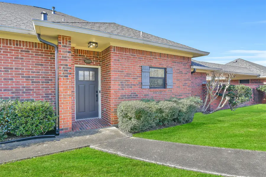 205D Skyview Terrace #704, Friendswood, TX 77546 - #2