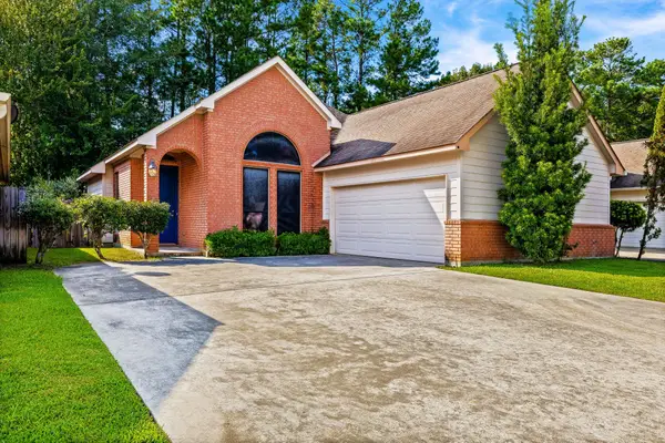 108 Sunshine Ln, Livingston, TX 77351