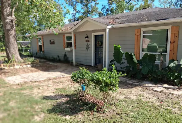 216 Hackberry Lane, Livingston, TX 77351