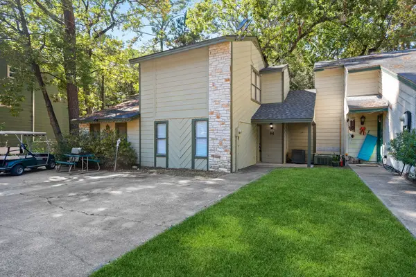 94 Villa Way, Coldspring, TX 77331