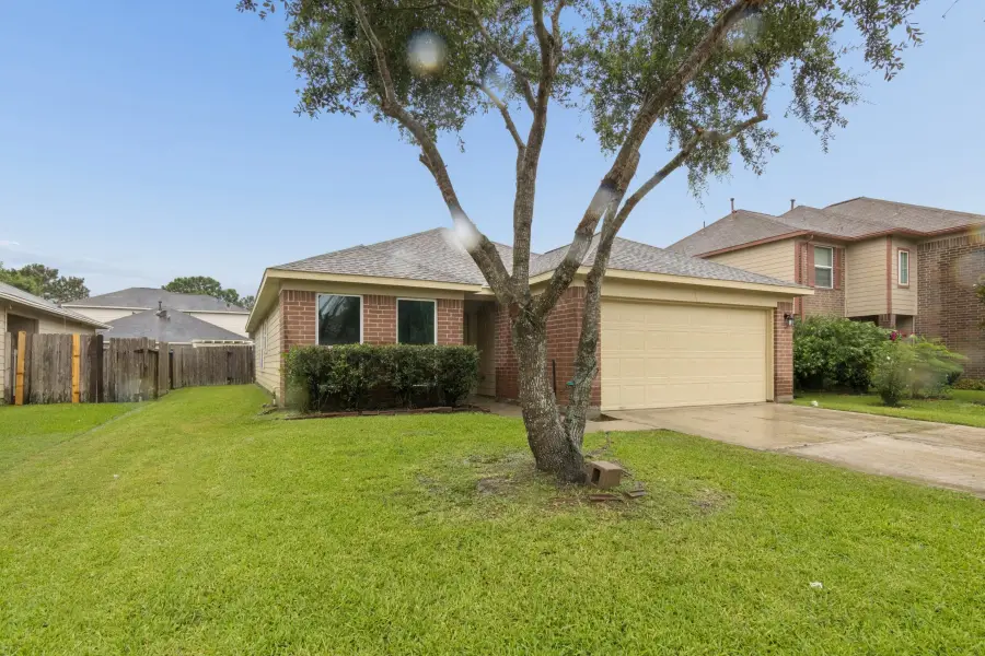 7811 Adonis Avenue, Baytown, TX 77521 - #3