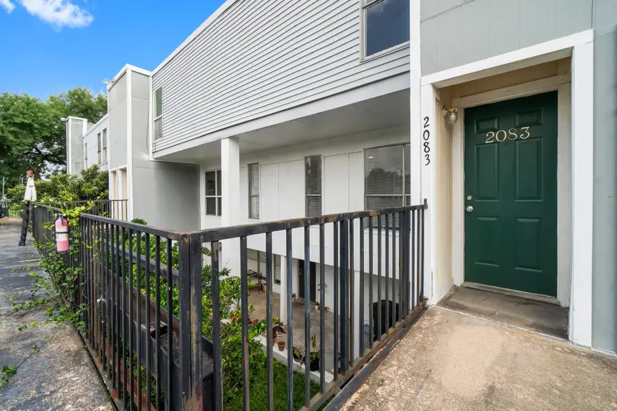 781 Country Place Drive #2083, Houston, TX 77079 - Image #3