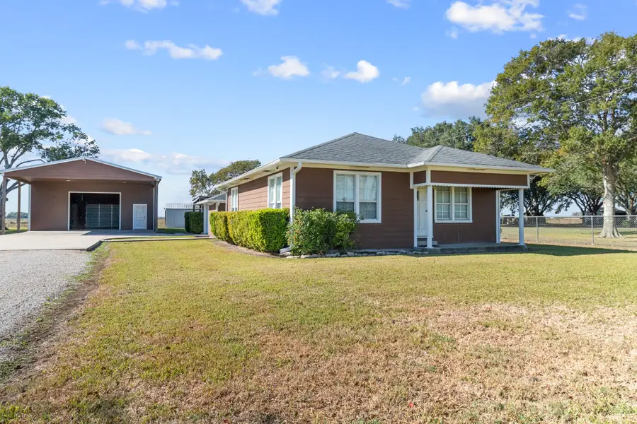 1112 S Fm 441 Road, Louise, TX 77455 - #2